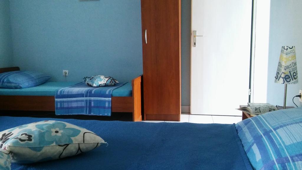 Apartmani Conar 大德尔韦尼克 外观 照片
